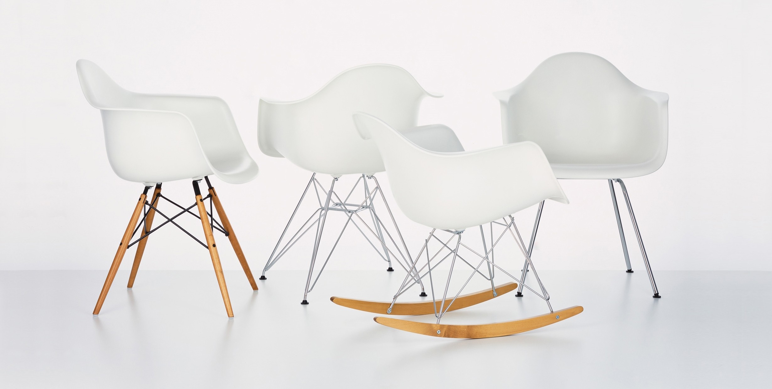 woonhome-eamesstoelen-vitra-eames-rar-schommelstoel-eames-side-chairs-dar-dsr-dsw-seat-wit-white