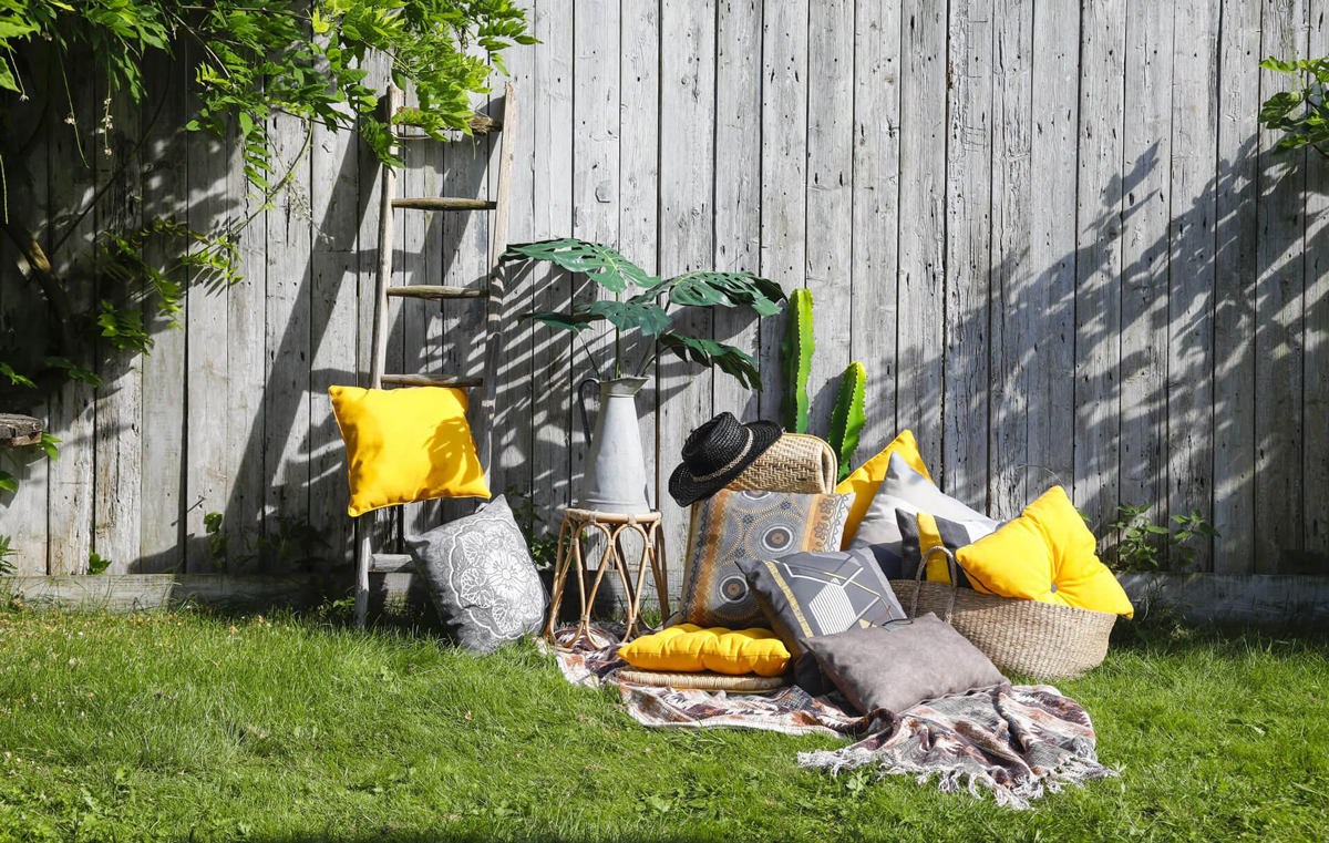 Sierkussens voor in de tuin.