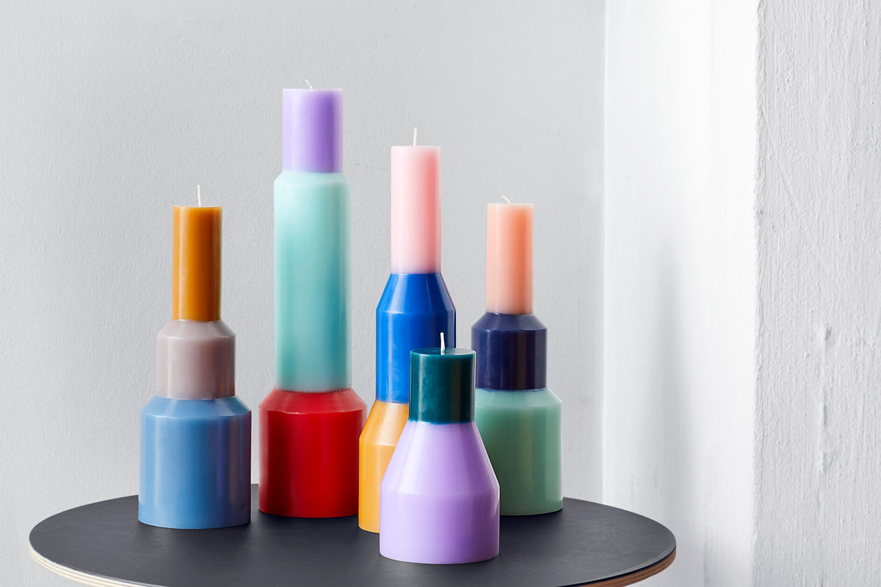 Kleurrijke 'Pillar Candles' van het merk HAY uit de nieuwe 2020 collectie.