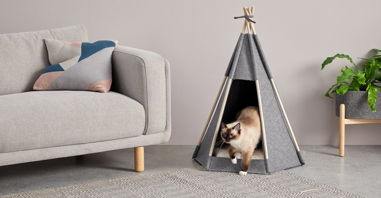 Speelse tippi tent, speciaal voor huisdieren.