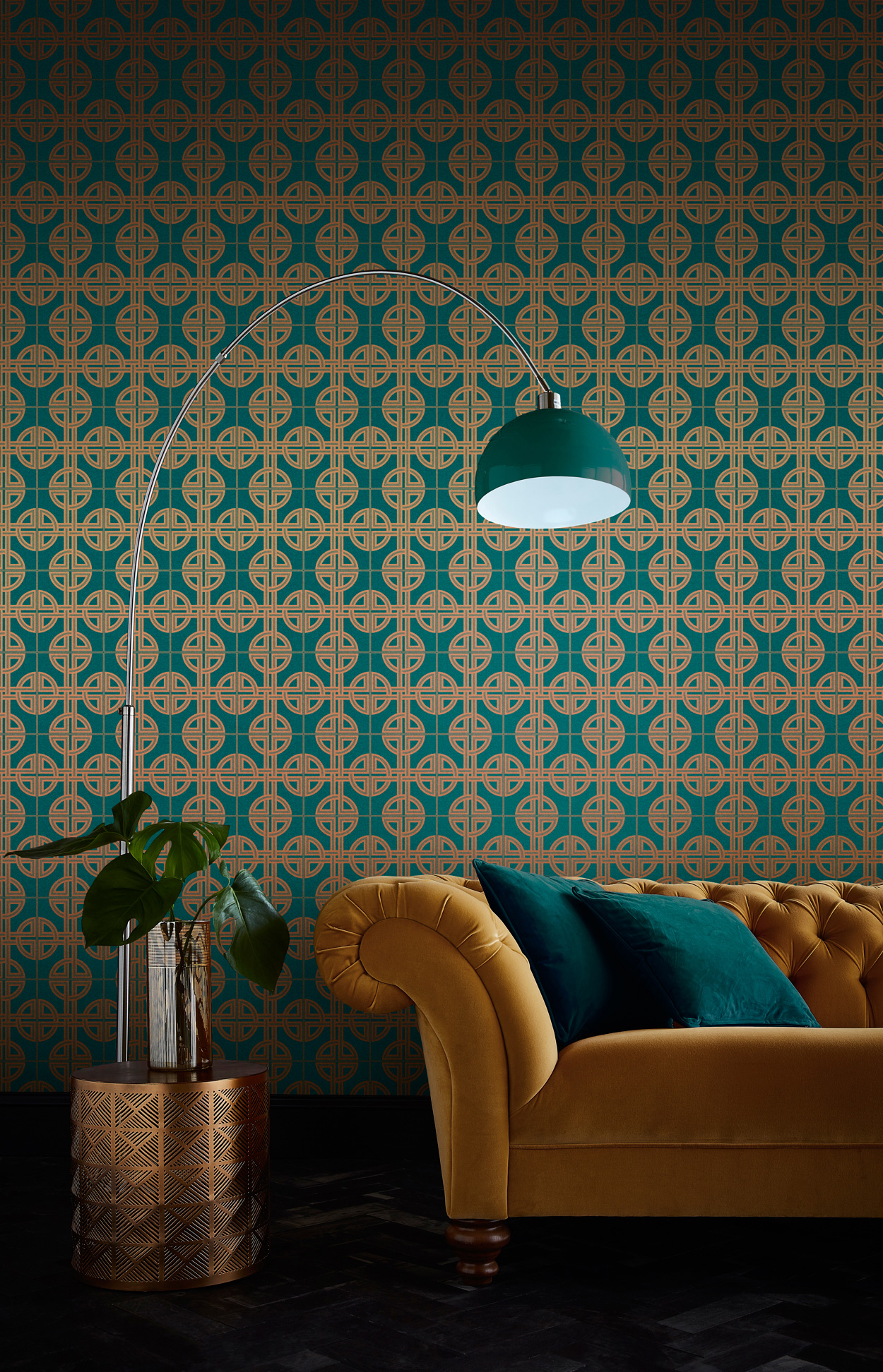 Groen Oosters behang met een prachtige koperen kleur: Asian Lattice Teal.