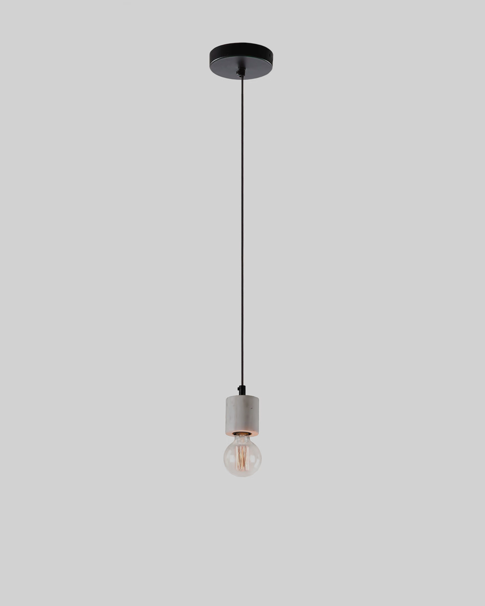 Subtiel maar stijlvol: deze hanglamp met messing fitting.