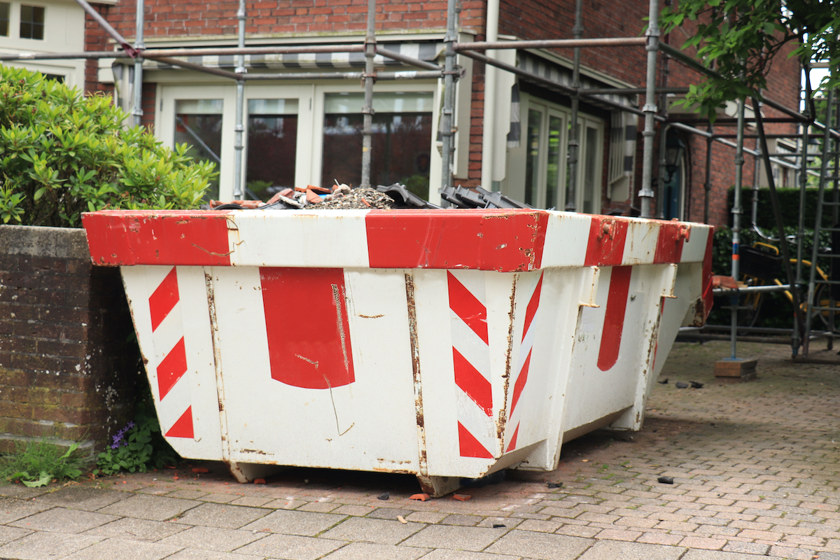 wonhome-Een-afvalcontainer -huren-voor-een-verbouwing-2