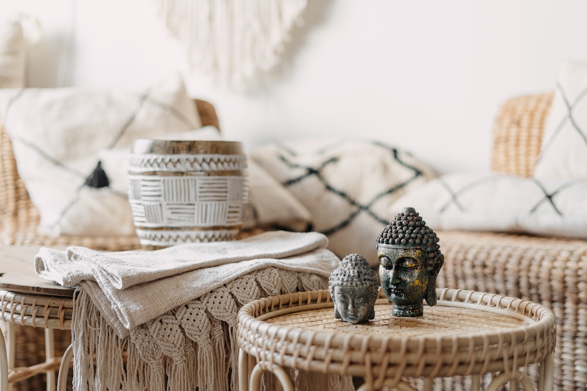 woonhome-woonaccessoires-rietenmand-buddhabeeld-interieur-rotan-accessoires-1