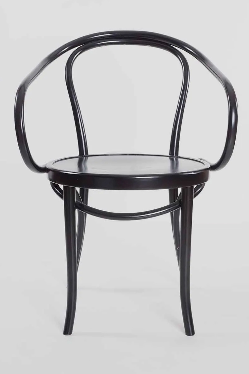 Disciplinair adopteren Karu Woonhome - Hoe pas je klassieke caféstoelen toe in jouw moderne interieur?