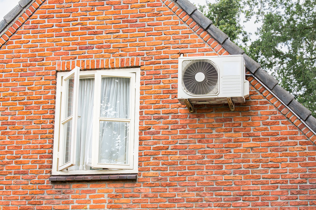 Bij een vaste airco krijg je ook een buitenunit. Niet iedereen vindt dit fijn, omdat dit het aanzicht van het huis verandert. 