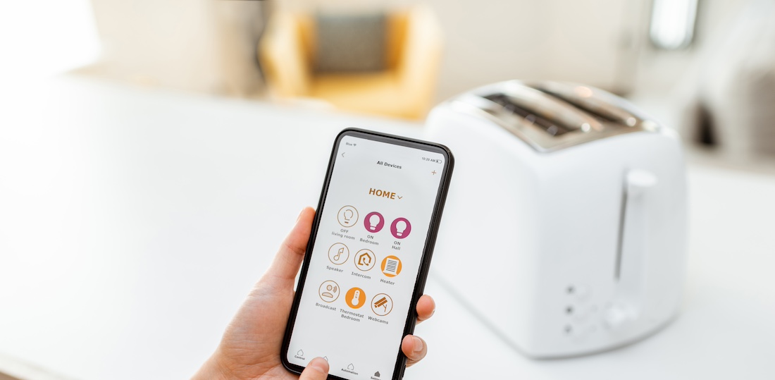 woonhome-smart-home-slimme-keukenapparatuur-smartphone-bedienen-keuken-1